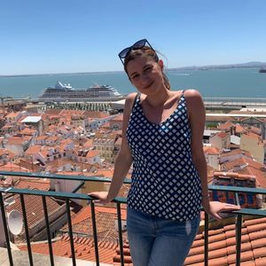 Meet your Posher, Albina